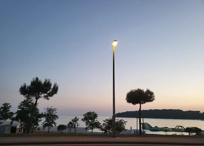 مكان تخييم Mobile Itana Nr 127 *